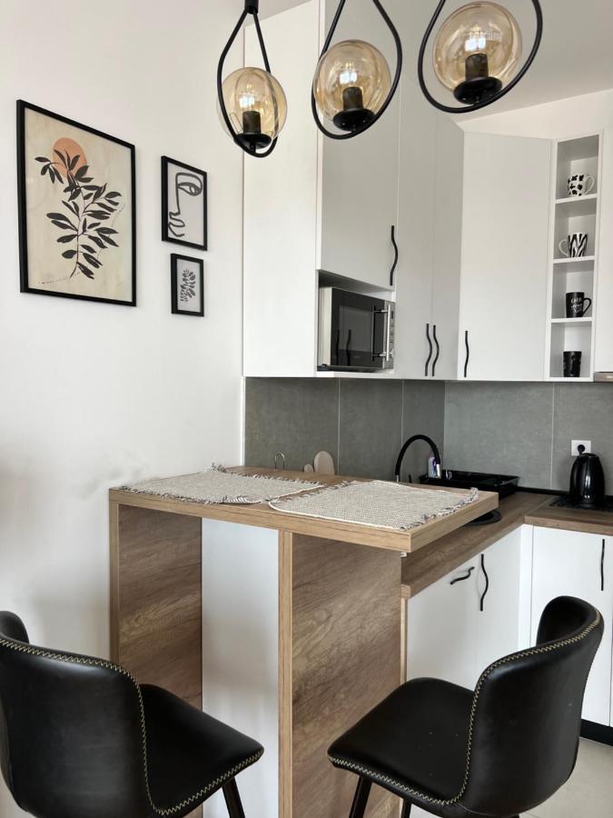 Apartment Charlie Private Parking Novi Sad Exterior foto